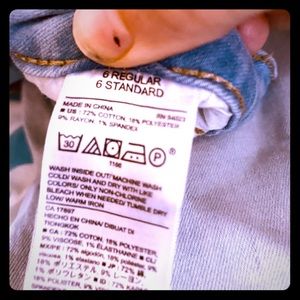 Girls old navy size 6 reg skinny jeans w/o holes